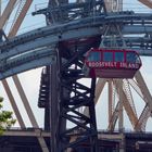 die Seilbahn gehört zum Subway System NY und kostet den gleichen Fahrpreis