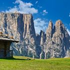 die Seiseralm mit der Sandnerspitze