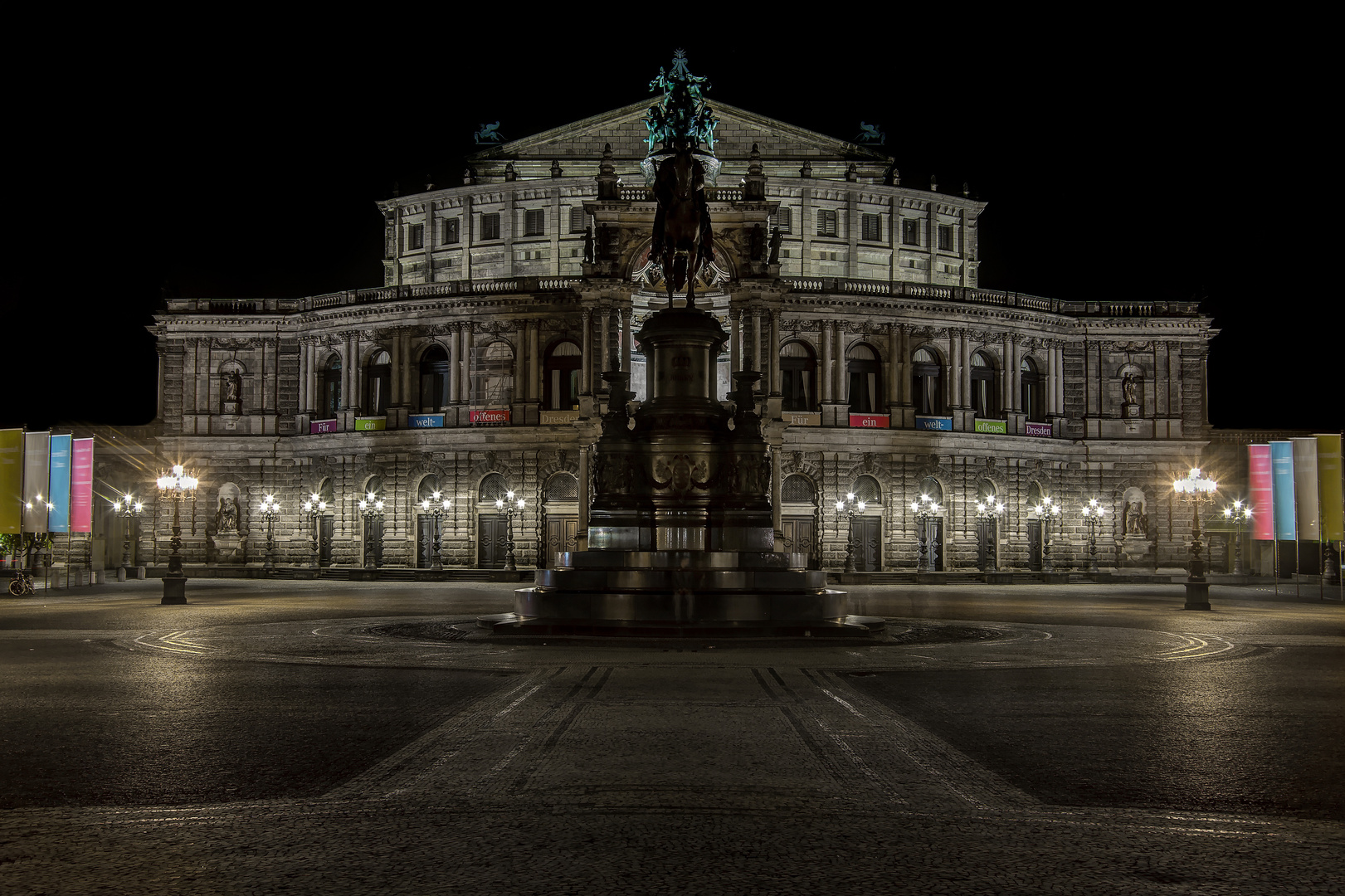 Die Semperoper 01