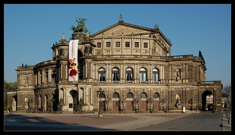 Die Semperoper ...