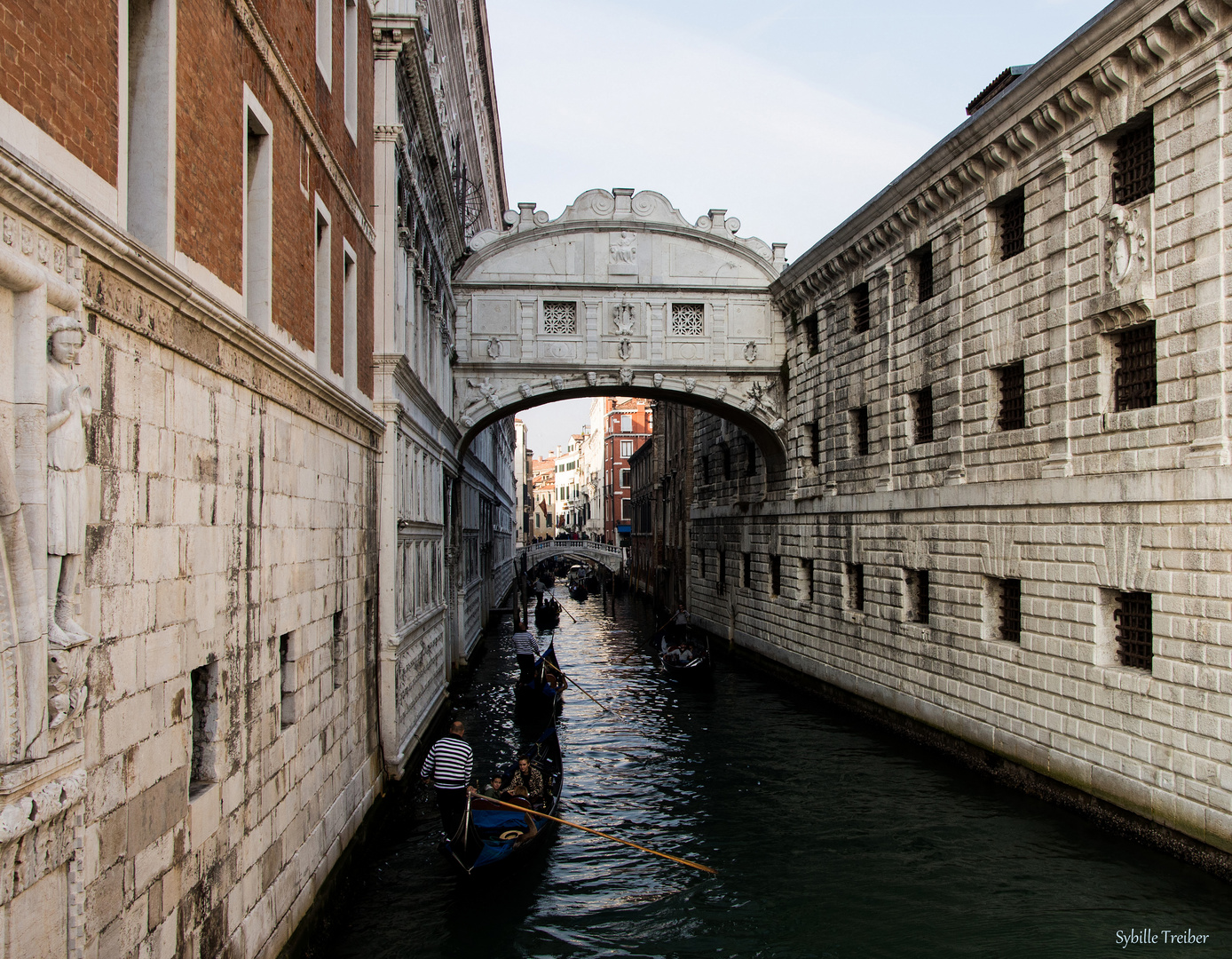 Die Seufzerbrücke in Venedig