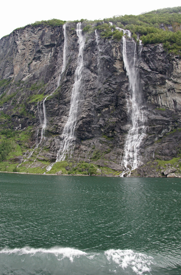 Die " Sieben Schwestern " im Geiranger Fjord