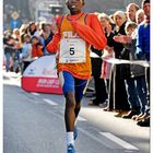 Die Siegerin des 5. Frankfurter City Halbmarathon