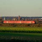 Die Silhouette der kleinen Stadt