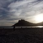 Die Silhouette des schlafenden Mann´s in Hout Bay