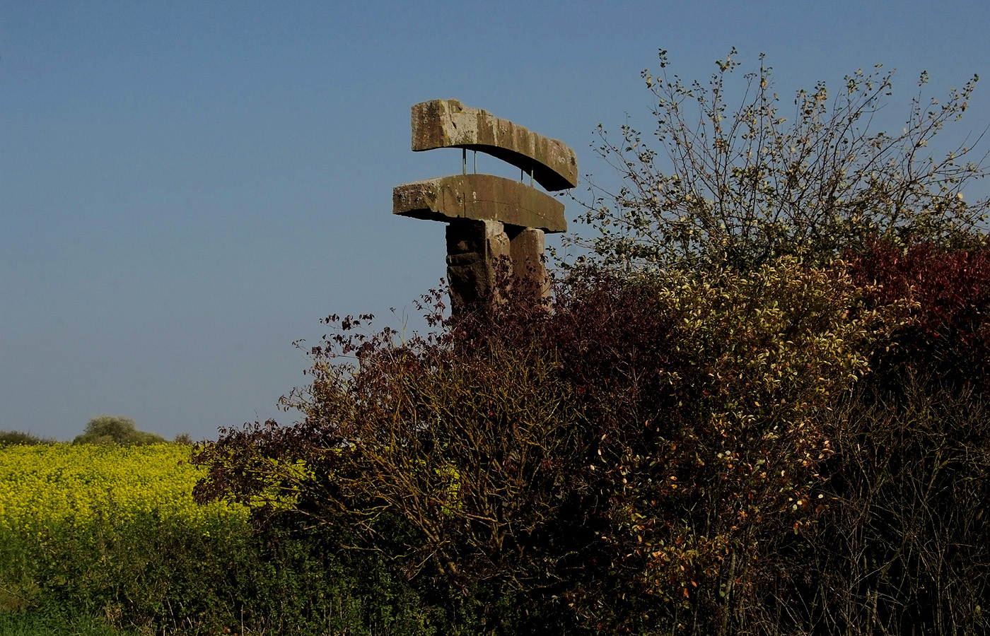 Die Skulptur "Sonnenwende" von Marc Linder ...