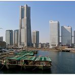 Die Skyline am Hafen von Yokohama - Minato Mirai 21