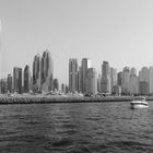 Die Skyline von Dubai Marina