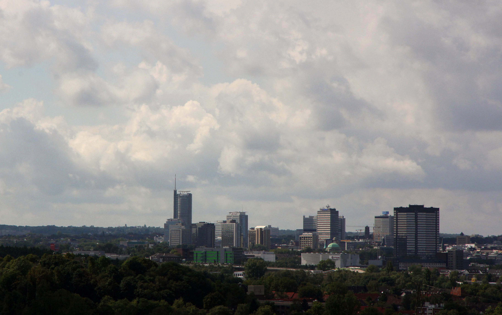 Die Skyline Von Essen Foto Bild Deutschland Europe Nordrhein Westfalen Bilder Auf Fotocommunity