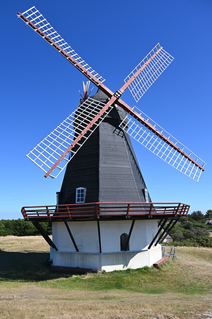 Die Sønderho Mühle von Aussen