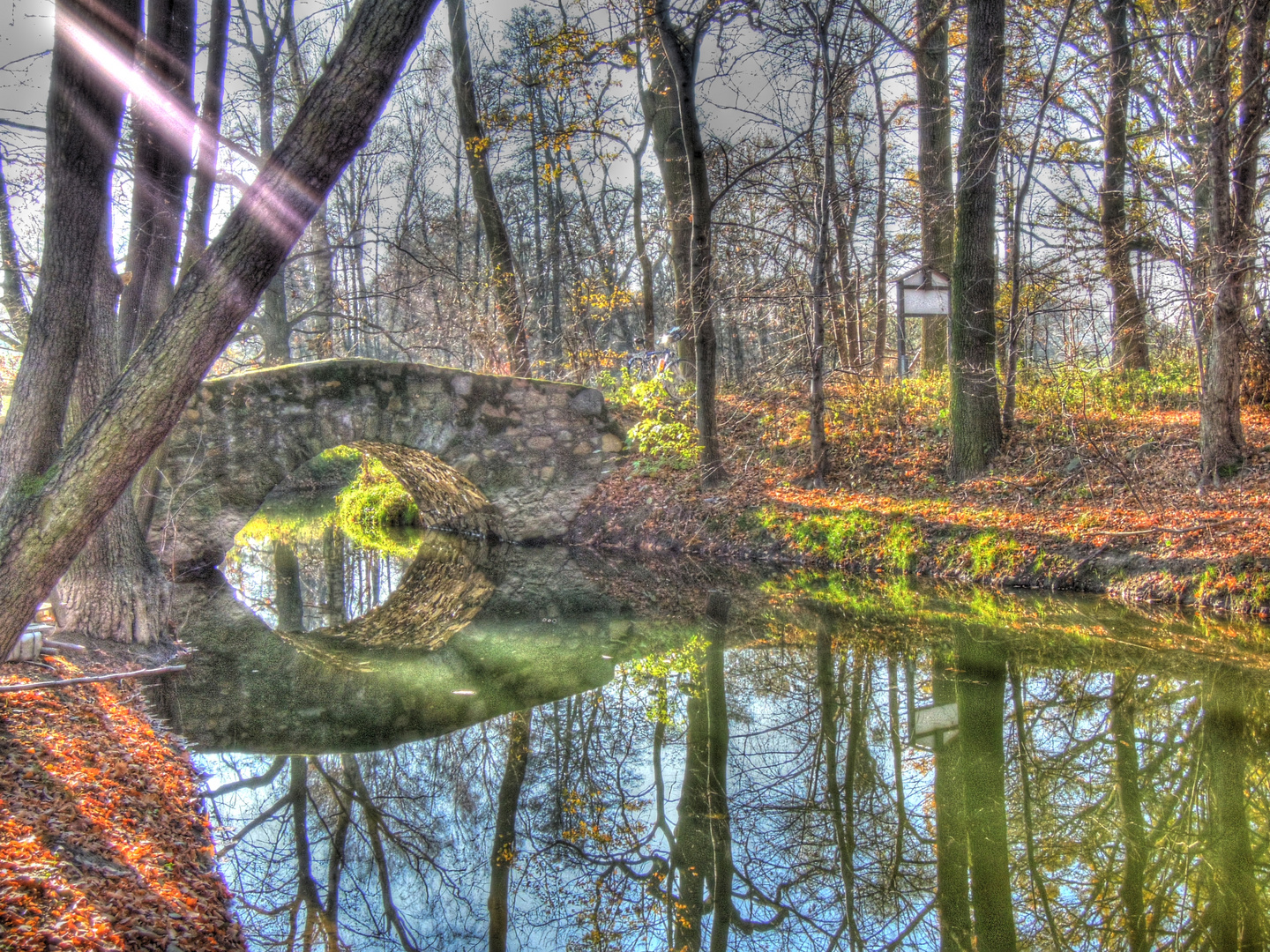 Die sogenannte Huh-Brücke