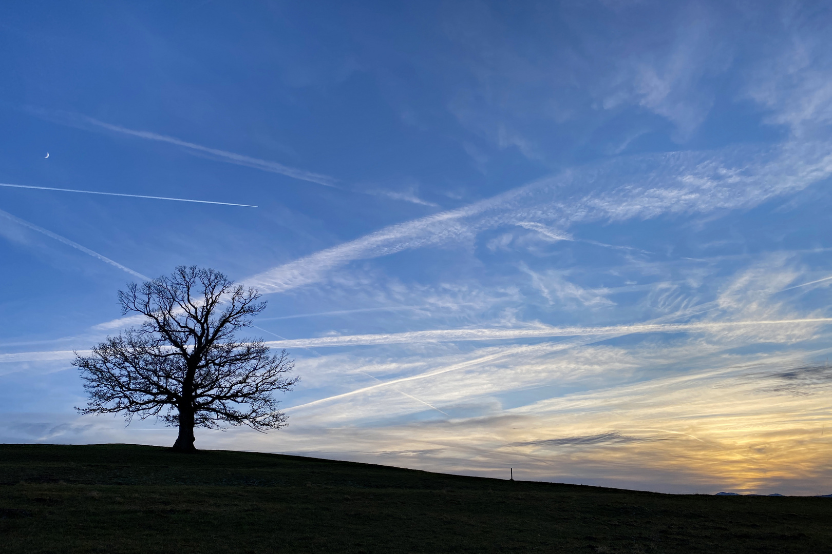 Die Sonne geht langsam unter