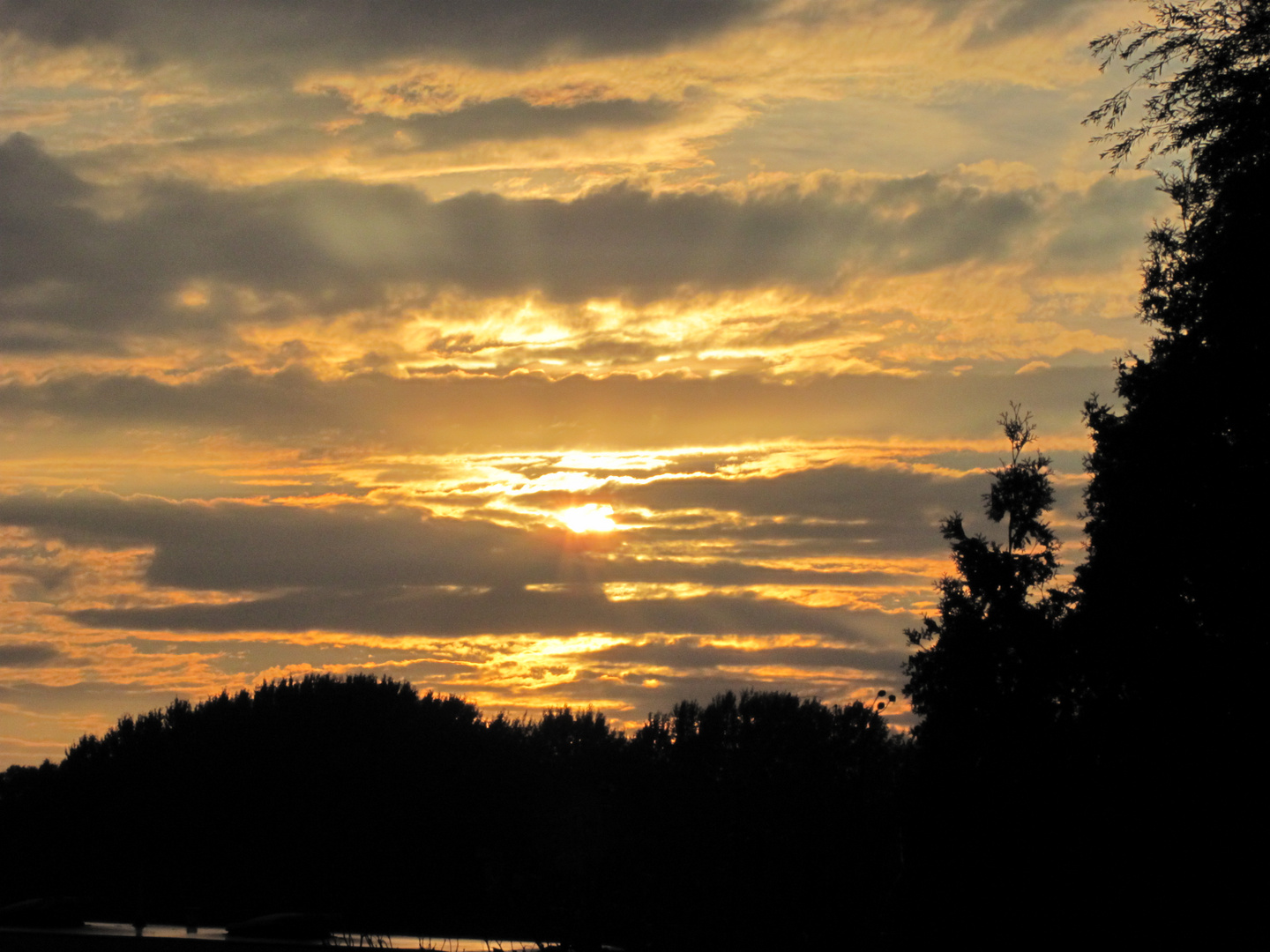 Die Sonne geht unter