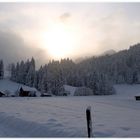 die sonne geht unter, es wird bald nacht