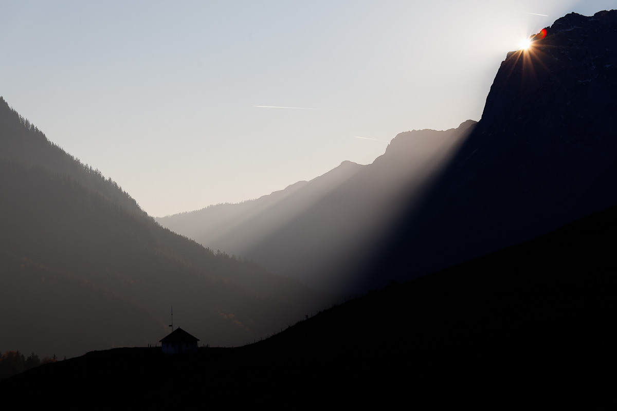 Die Sonne geht unter in der Ramsau