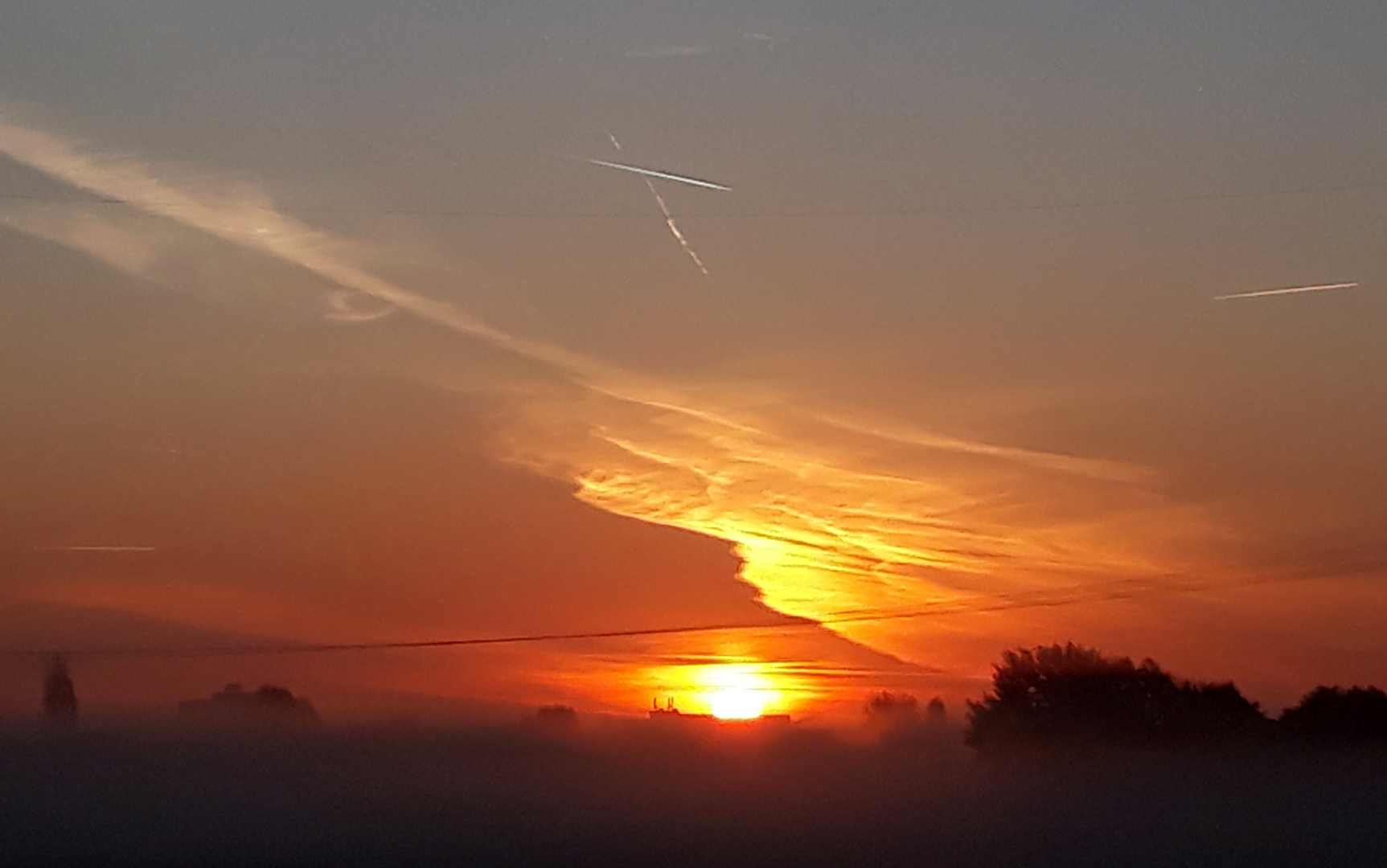 Die Sonne grüßt am Morgen 