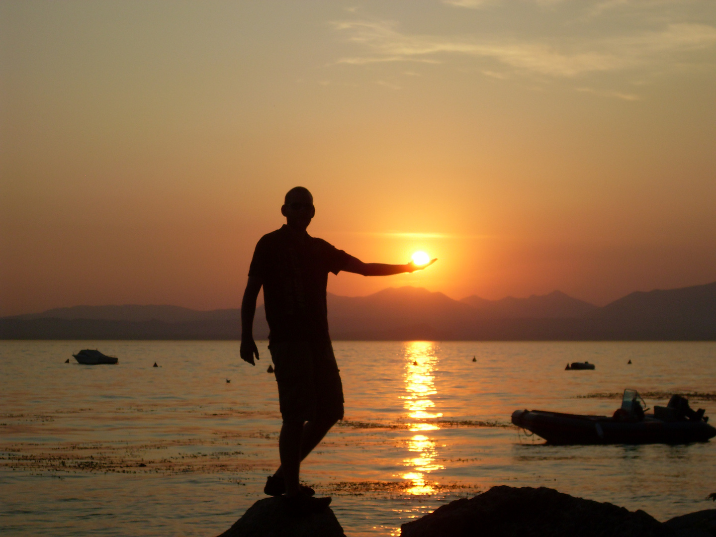 Die Sonne in der Hand