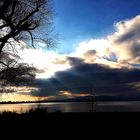 Die Sonne kämpft sich durch bis zum Bodensee