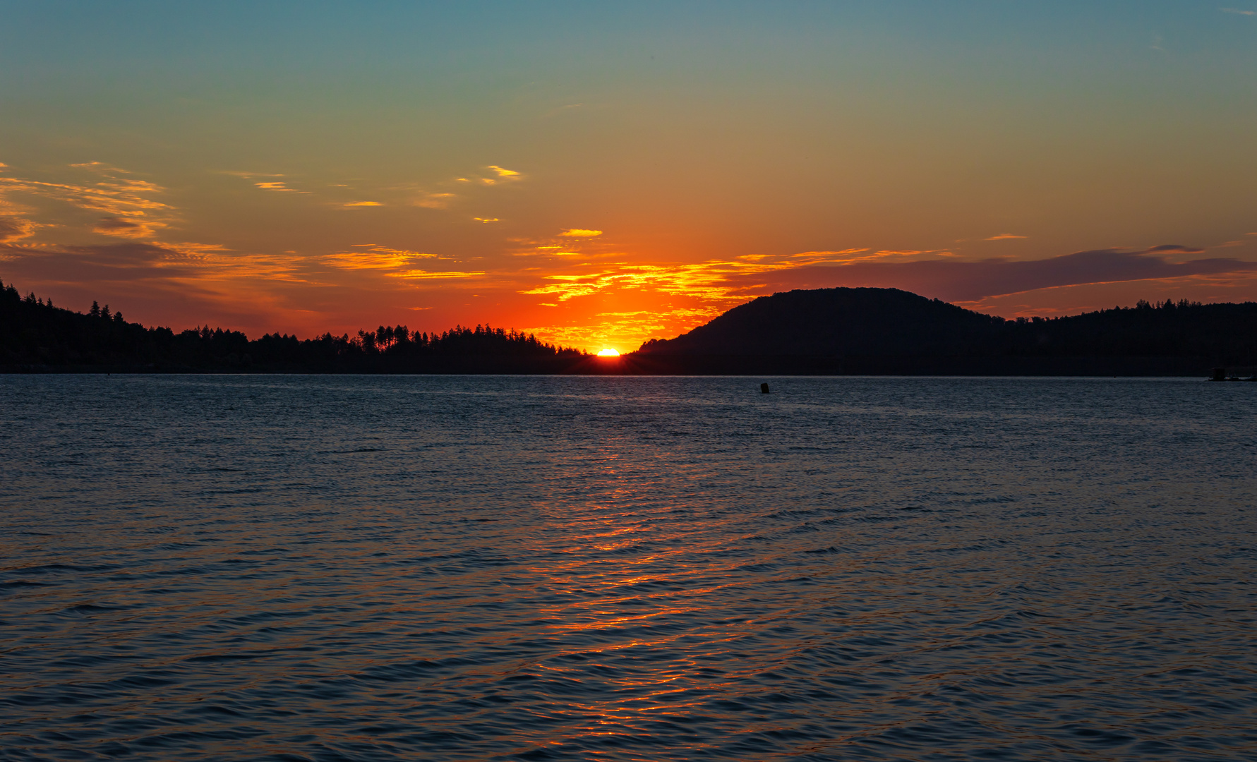 die Sonne kommt raus mit Blick über die Innerste Talsperre