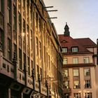 Die Sonne scheint durch Leipzigs Straßen