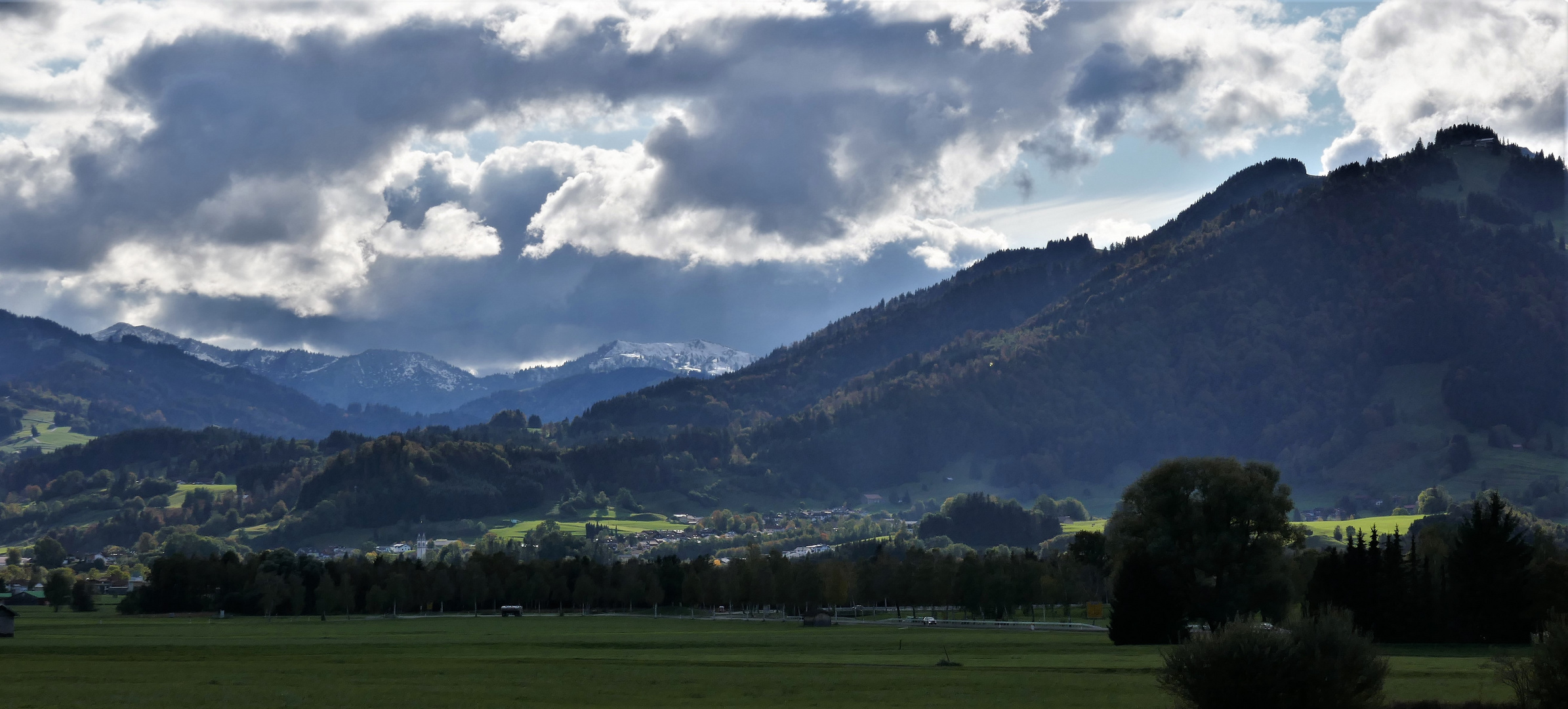 Die Sonne schickt noch Licht ...