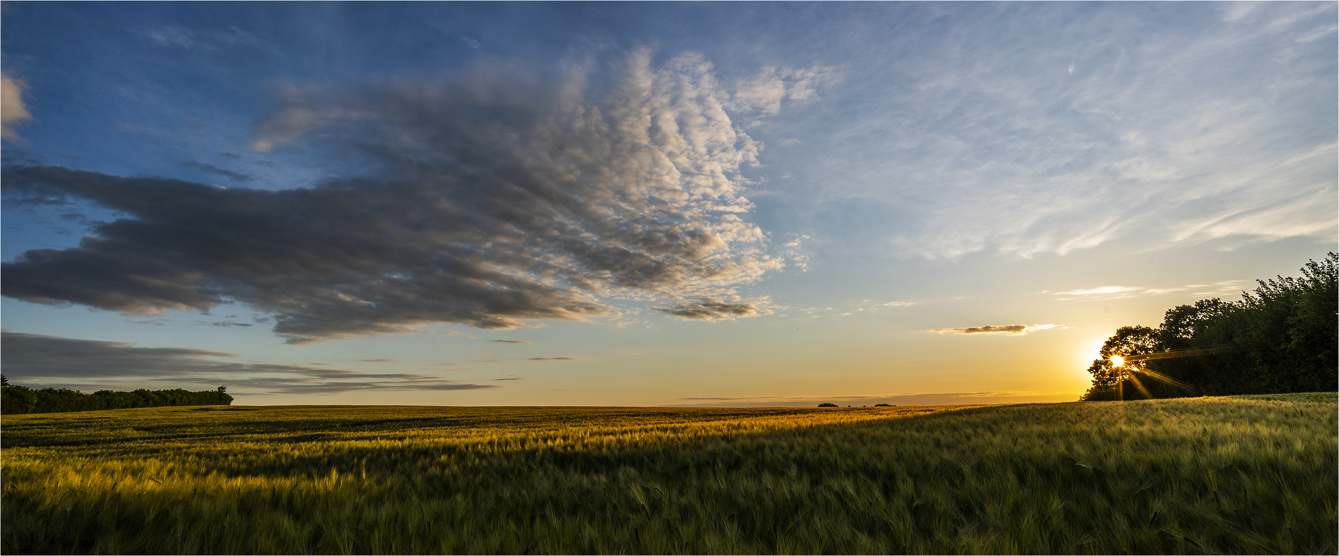 … Die Sonne sinkt – die Nacht zieht auf …