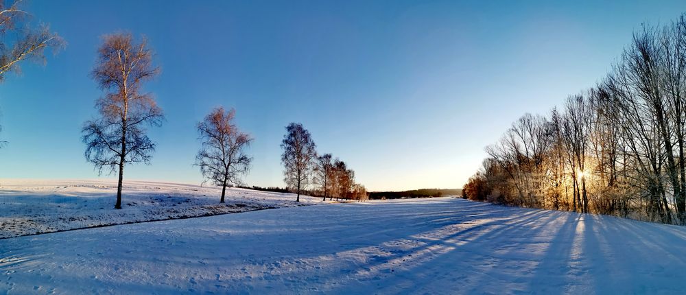 Die Sonne treibt den Winter aus 