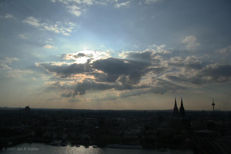 Die Sonne über Köln