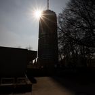 Die Sonne und der Hotelturm