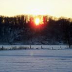 Die Sonne versingt im Schnee