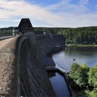 die Sperrmauer...