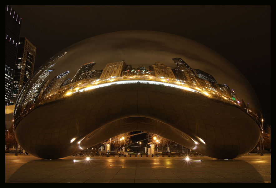 Die Spiegelungen von Chicago ( The bean )