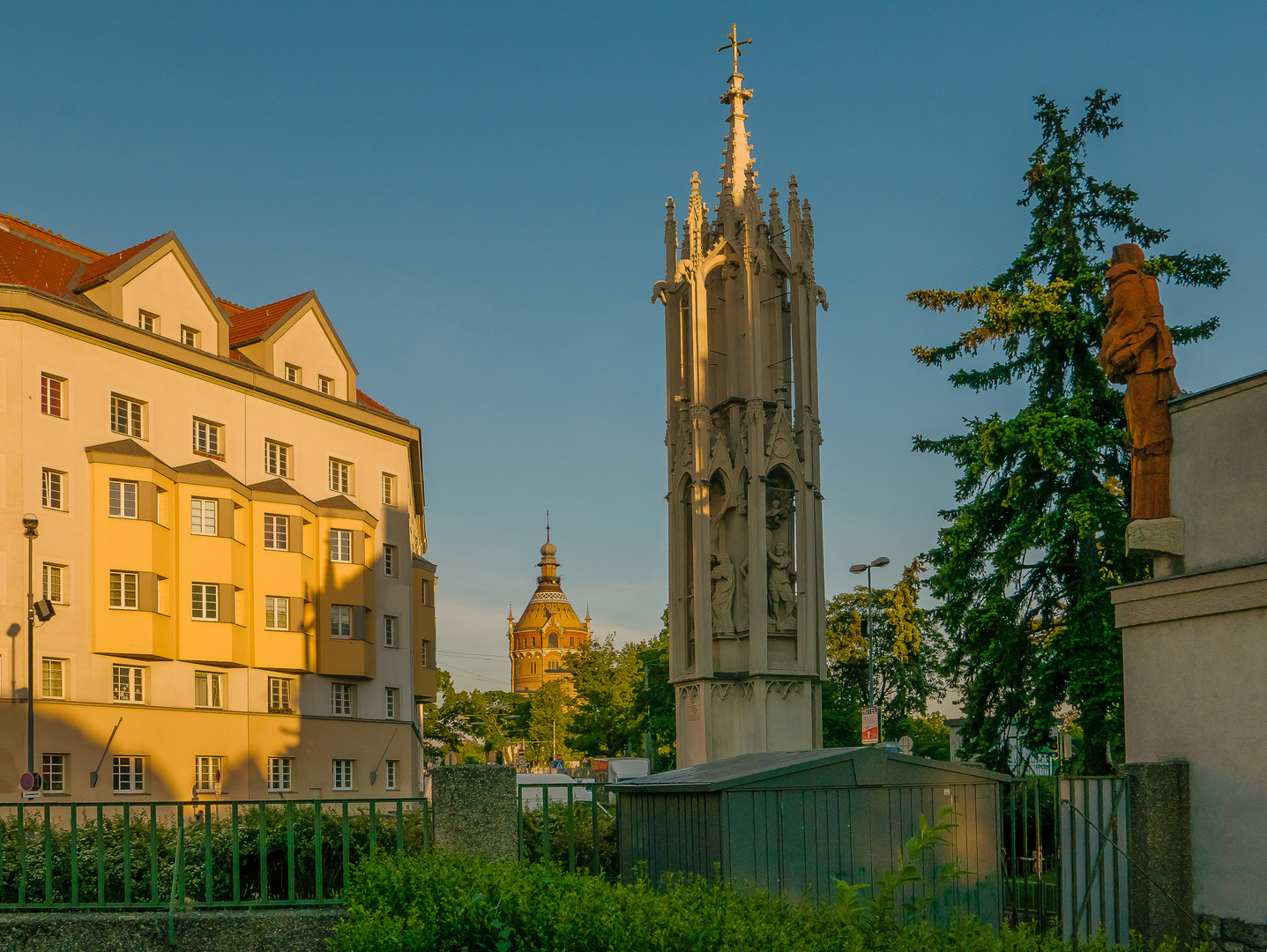 Die Spinnerin am Kreuz