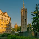 Die Spinnerin am Kreuz