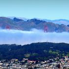 Die Spitzen der Golden Gate Bridge