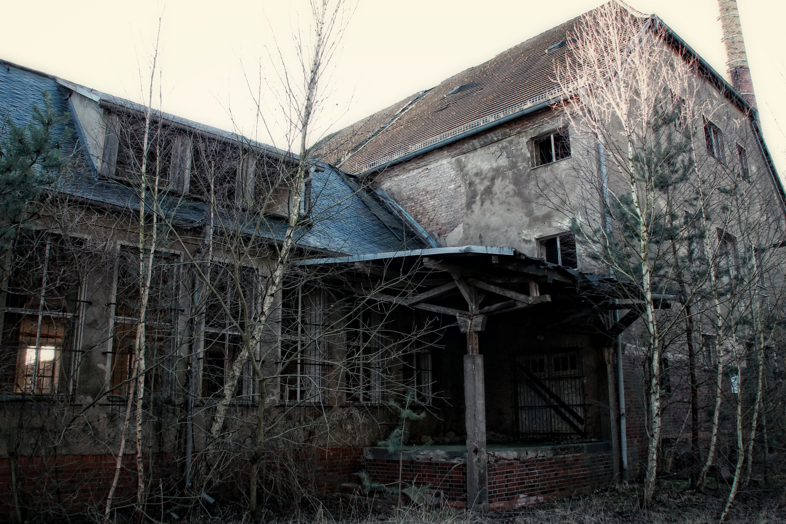 Die SS Brotfabrik liegt versteckt und abgelegen...