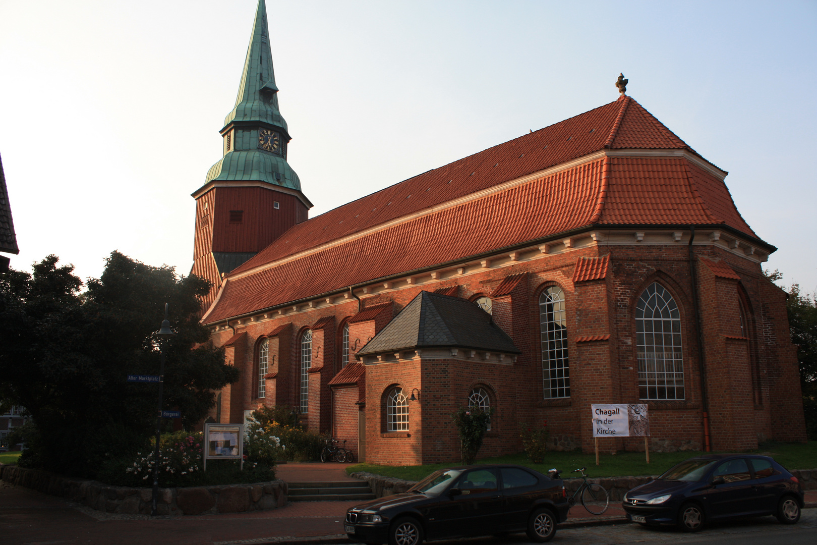 Die St. Martini-et-Nicolai Kirche in Steinkirchen