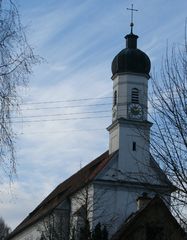 Die St.-Oswald-Kirche in Leitershofen