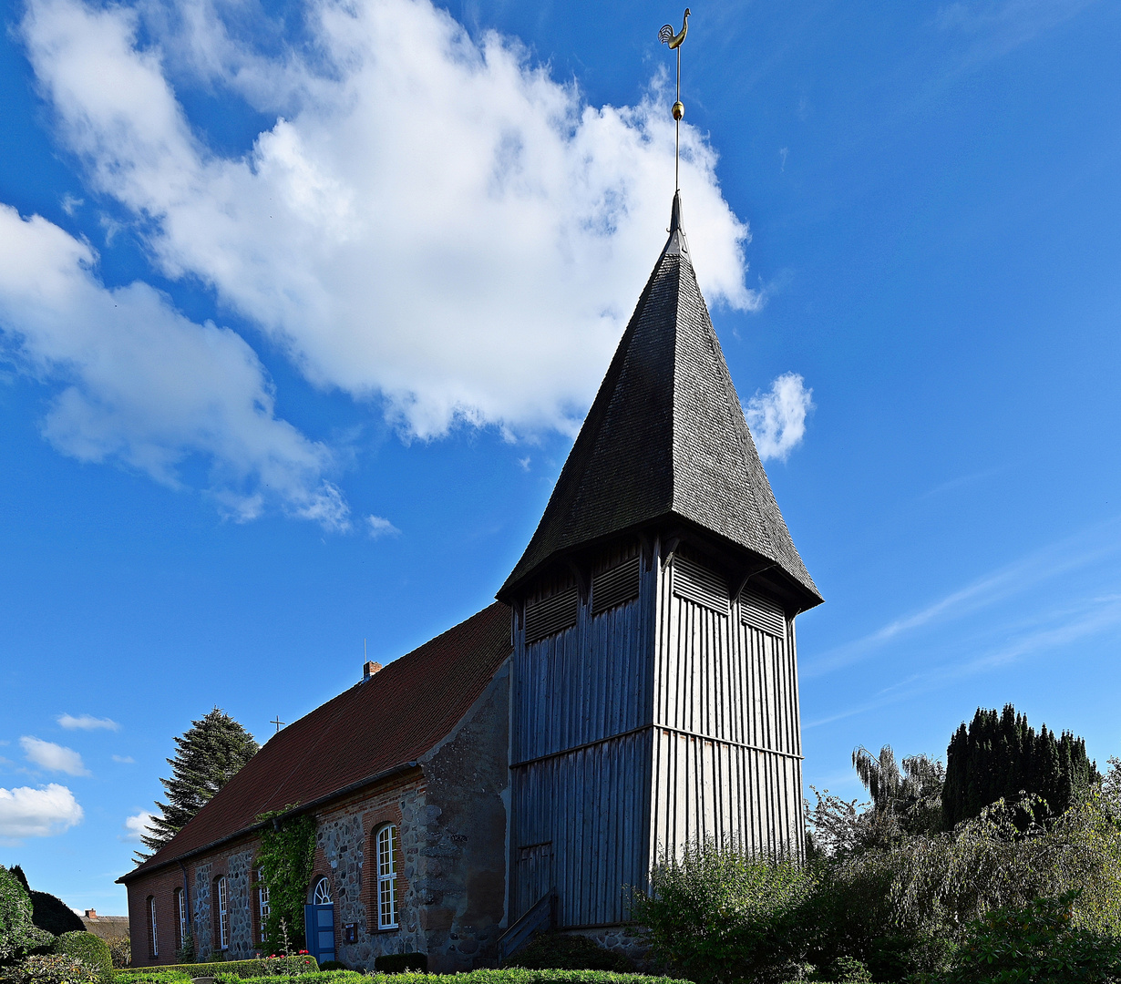 Die St. Peter und Paul Kirche Sehestedt