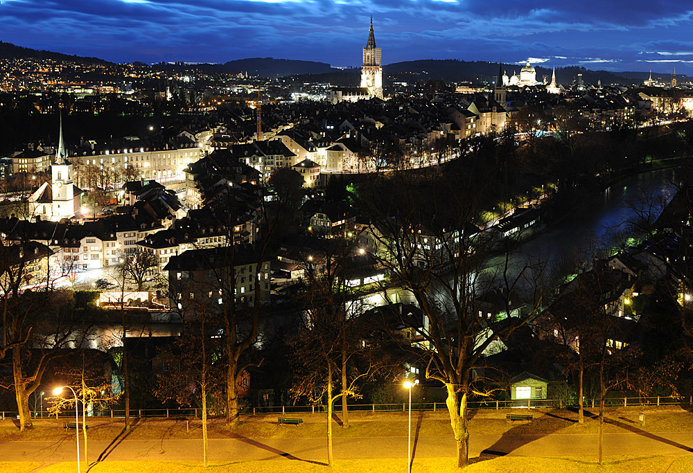 Die Stadt Bern in der "blauen Stunde"