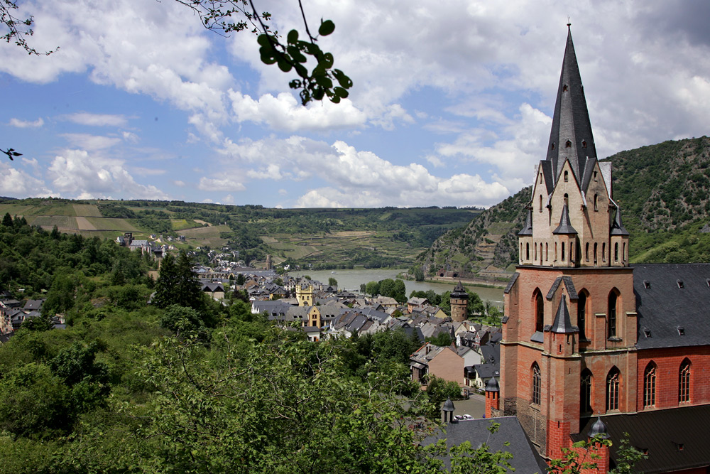 Die Stadt der Türme und des Weines...