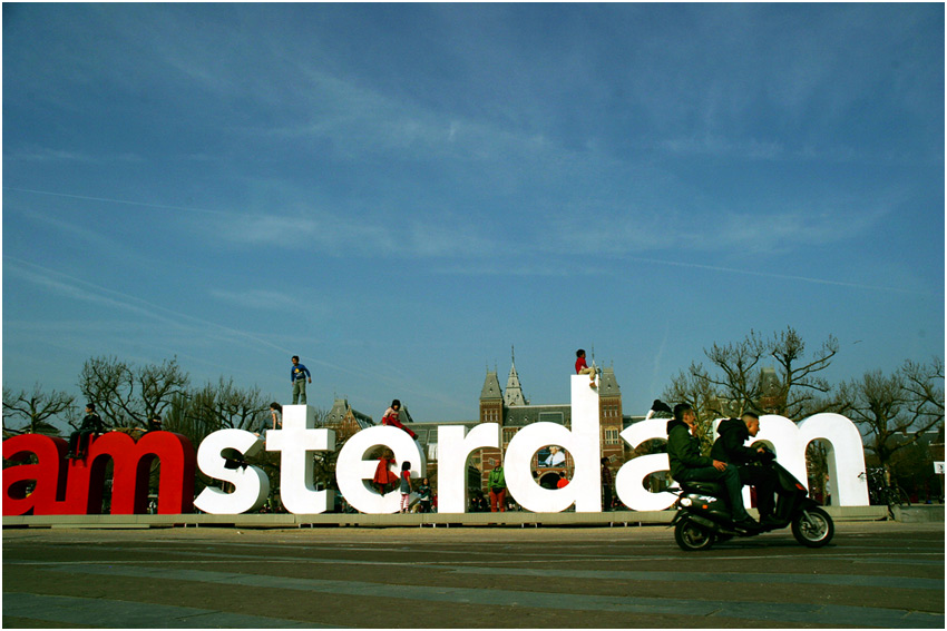 Die Stadtbesetzung oder der Himmel über Amsterdam