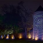 Die Stadtmauer leuchtet ...