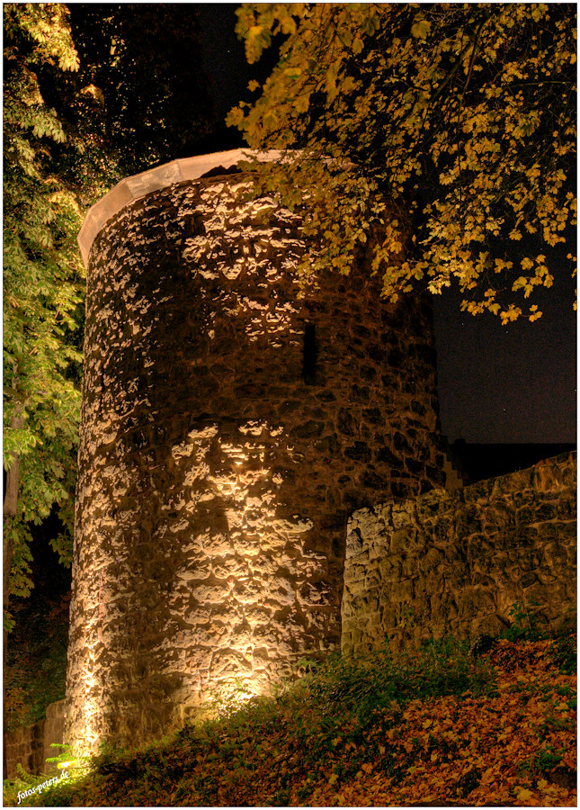 Die Stadtmauer und Türmchen