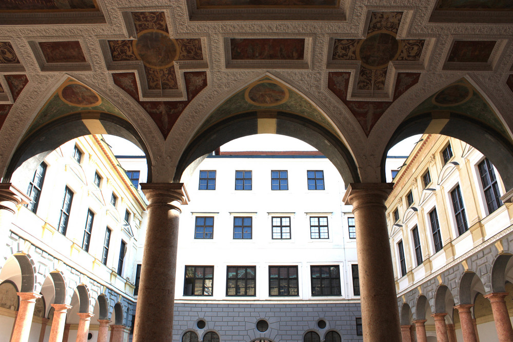 Die Stadtresidenz von Landshut s.u.