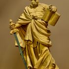 Die Statue von Paulus in der Ludwigskirche in Saarlouis