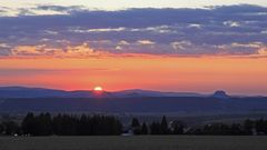 Die Steigerung gab es gestern Morgen am Himmel über der Sächsischen Schweiz...