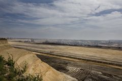 DIE STEILKÜSTE VON NRW - oder der Braunkohlestrand eines Geisterdorfes