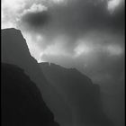 Die Steilküsten bei Vestmanna, nach einem Gewitter (Faeroer)