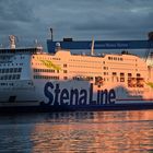Die STENA SCANDINAVIKA verlässt den Kieler Hafen